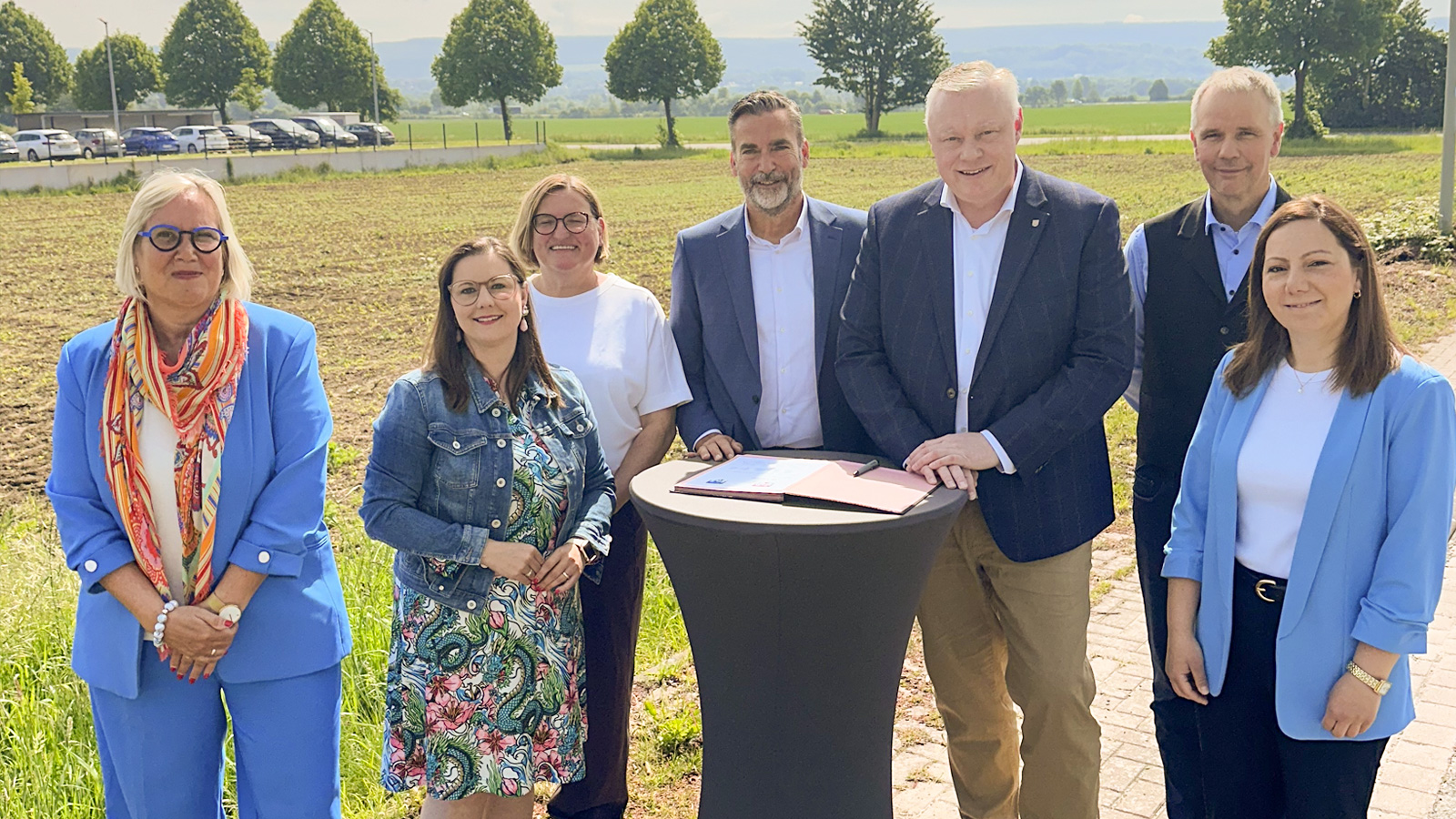 Projekt an der Landesgrenze: Höxter und Holzminden planen gemeinsame Gewerbezukunft