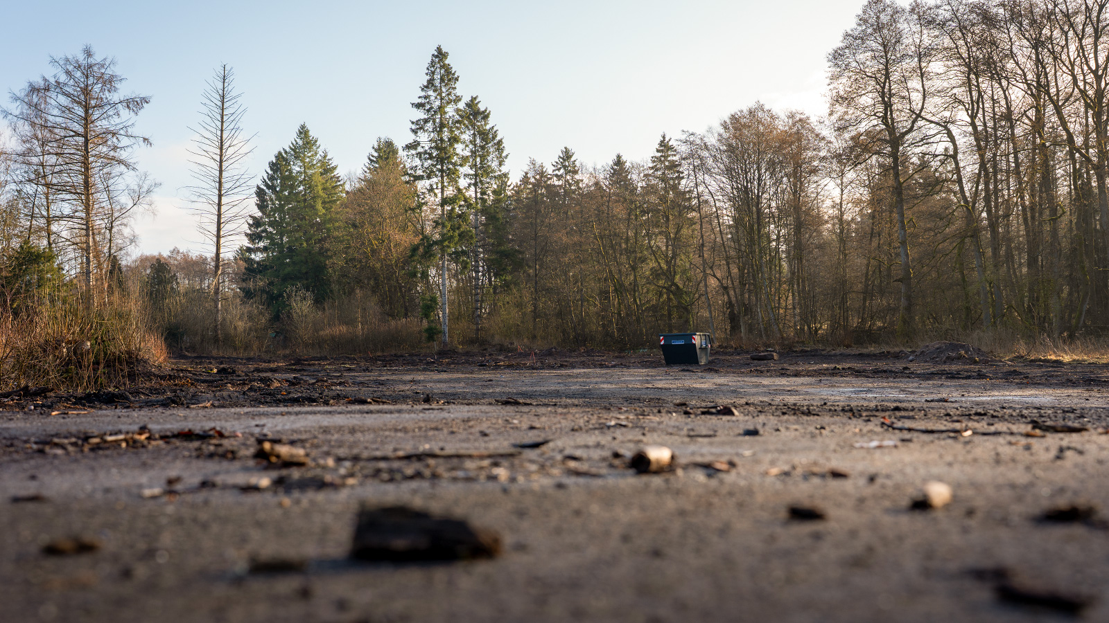 Fund von sechs Panzerfaustköpfen löst Evakuierung in Neuhaus aus – kontrollierte Sprengung am Abend