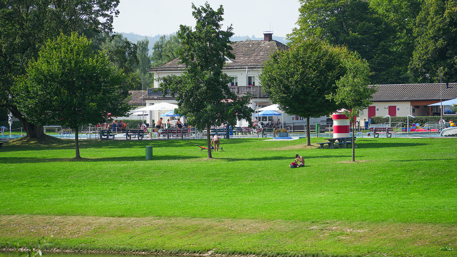 Hallenbad Holzminden schließt am 26. April und bereitet Freibad auf neue Saison vor